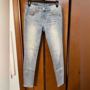 American Eagle high waisted jeans 4R